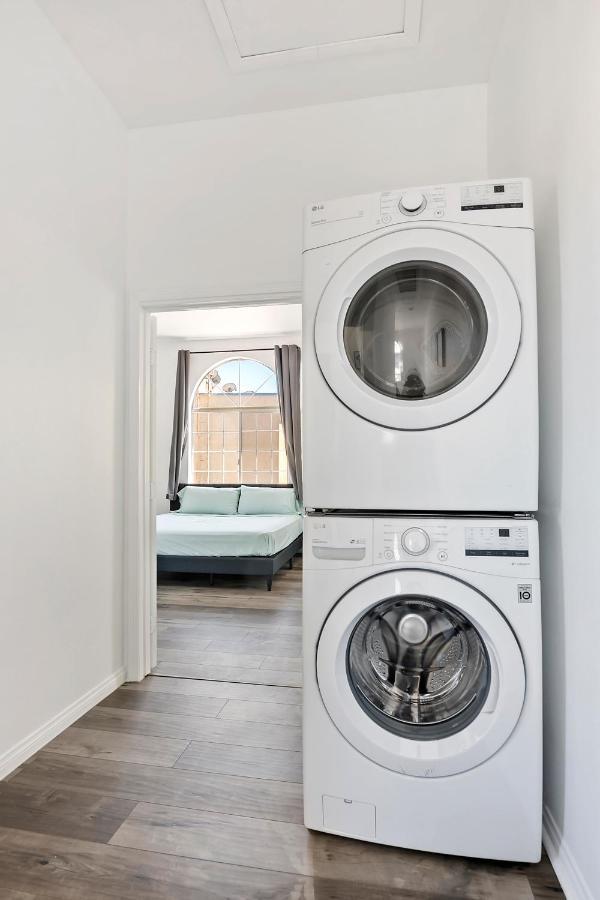 Spacious Private Gated Modern Loft Close To Universal Studio And Hollywood Los Angeles Bagian luar foto